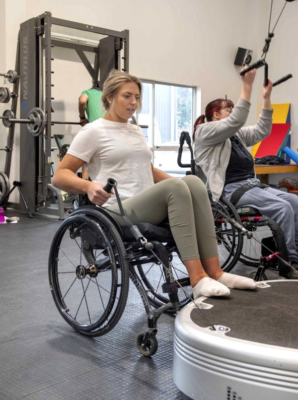 rééducation paralysie lésion moelle epiniere